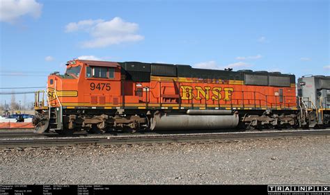 The BNSF Photo Archive - SD70MAC #9475