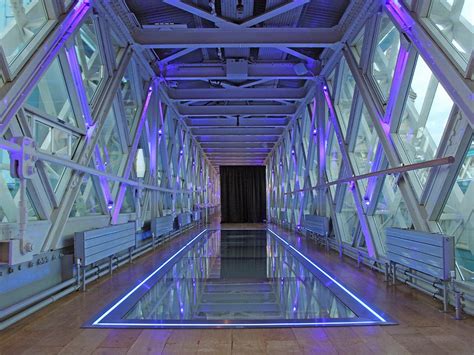 In pictures: Glass walkway opens on Tower Bridge | Construction News