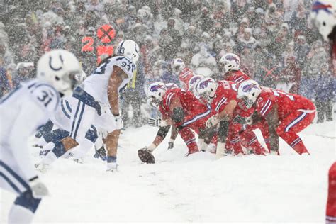 Will the Bills-Browns game get postponed? What we know as ‘crippling’ snowfall threatens Buffalo ...