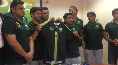 Pakistan football team kit unveiled for Asiad, SAFF [The Nation ...