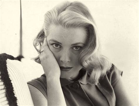 scrapbook.: Grace Kelly. Actress. Style Icon. American.