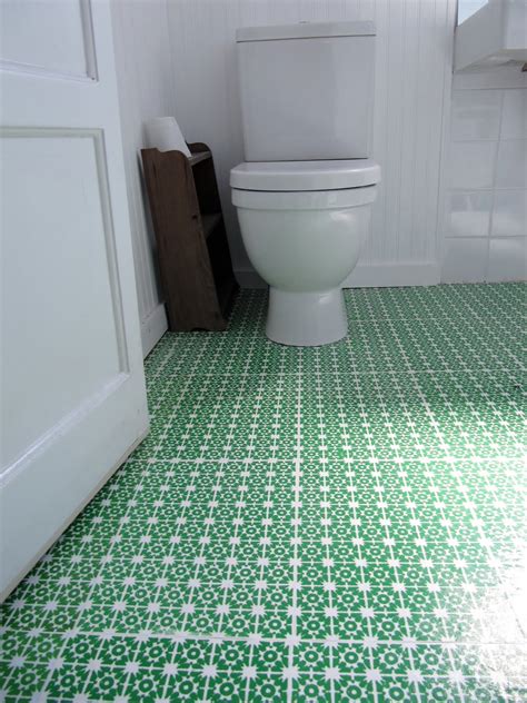 31 stunning pictures and ideas of vinyl flooring bathroom tile effect 2022