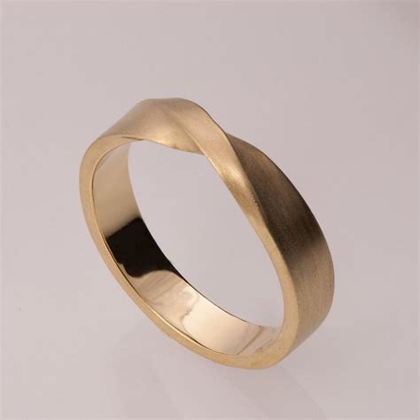 Mobius Ring - 14k Gold Ring , Wedding Ring , Gold Wedding Ring , Wedding Band, Twisted Wedding ...