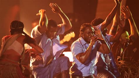 Kendrick Lamar Delivers Powerful Black Lives Matter-Inspired Grammys Performance