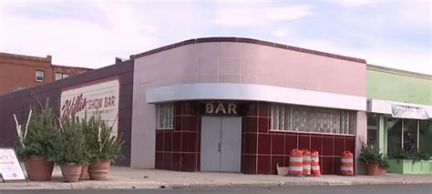 Deadline Detroit | Cass Corridor's Willis Show Bar Will Reopen as ...