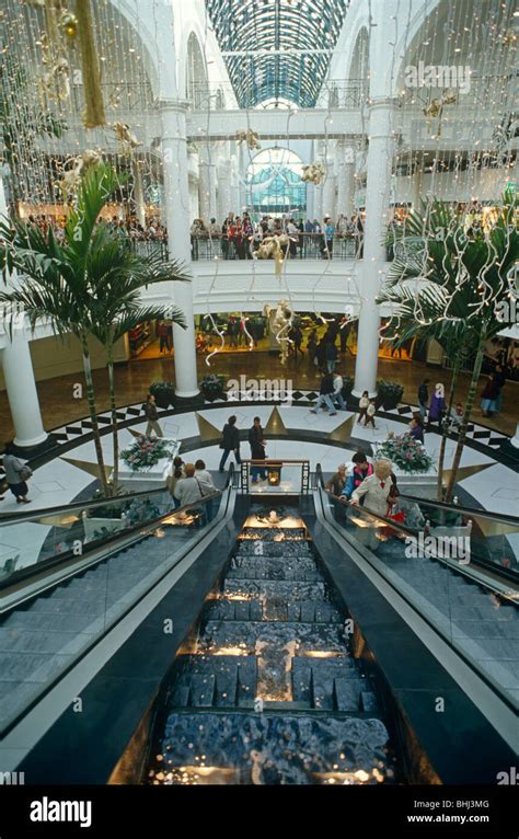 Meadowhall shopping centre, Sheffield, UK Stock Photo - Alamy