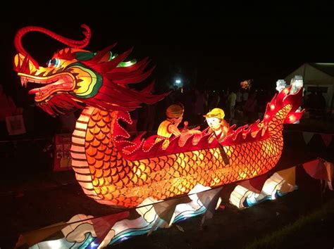 Dragon boat lanterns | Dragon boat, Lanterns, Lantern festival