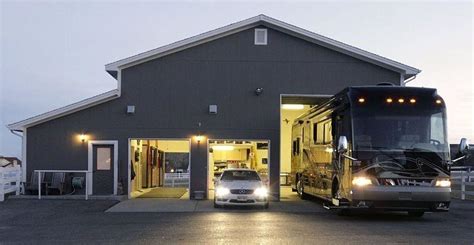 RV Garages | Styles & Floorplans | Lazydays RV