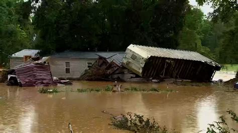 At least 10 people have died and 31 remain missing in severe flooding in Tennessee - CNN