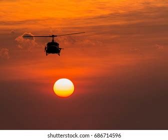 Silhouette Helicopter Sunset Stock Photo 686714596 | Shutterstock