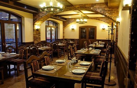 Yerevan Restaurants | iArmenia: Armenian History, Holidays, Sights, Events