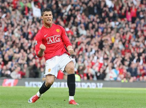 The world reacts as Cristiano Ronaldo's return to Manchester United is ...