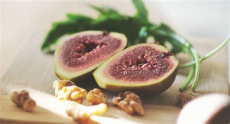 How To Eat Fresh Figs - 5 Nutritious and Delicious Recipes!