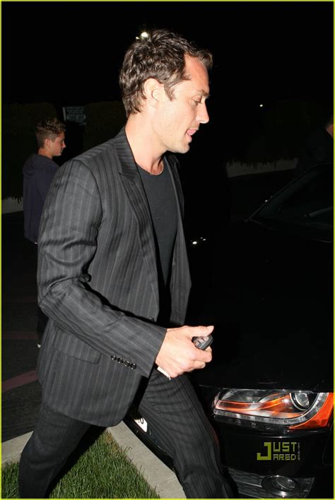 Jude Law: Out to Dinner with Rafferty!: Photo 2533647 | Celebrity ...