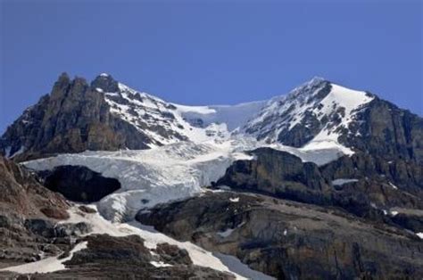 Banff to Athabasca Glacier Full-Day Ice Explorer Tour 2024