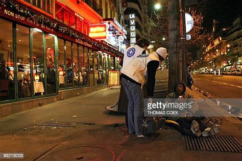 1,071 Medecins Du Monde Photos & High Res Pictures - Getty Images