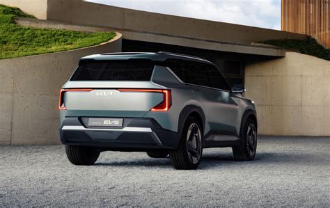 Kia EV5 electrical compact crossover evident early | Bauaelectric EV News