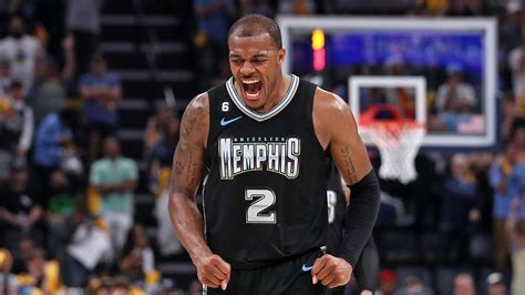 Grizzlies exercise 2023–24 contract option on Xavier Tillman Sr. | NBA.com