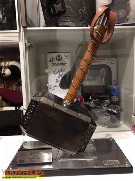 The Avengers Thor Mjolnir Replica by EFX from the Avengers Movie ...