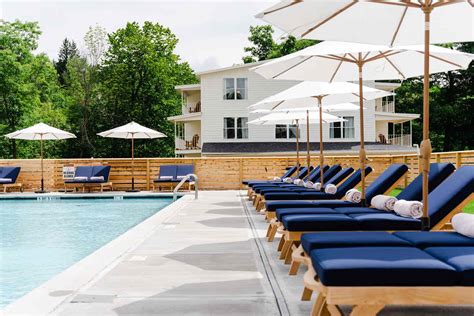 This New Hotel in New York's Catskill Mountains Has Outdoor Fire Pits, Gorgeous Antiques, and ...