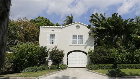 'It's a disgrace to Miami Beach': Al Capone's former South Florida home ...