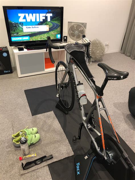 How to setup the ideal indoor trainer studio - Urban Pedaler