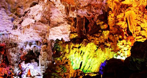 beautiful-caves-of-ha-long-bay - Gadt Travel