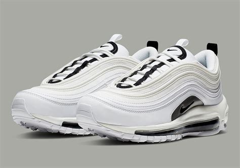 Nike Air Max 97 Women's White Silver 921733-103 | SneakerNews.com