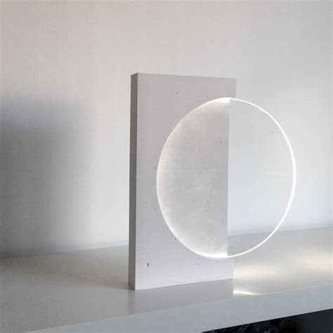 Contemporary Light sculpture | No.4 Edge Lit Sculpture | ART