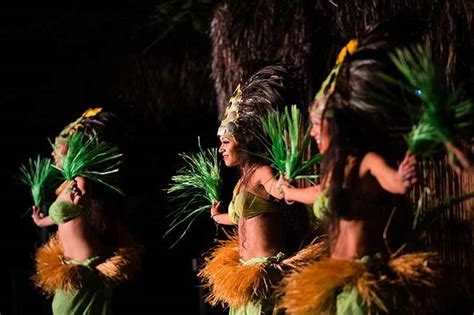 Royal Lahaina Luau - Myths of Maui