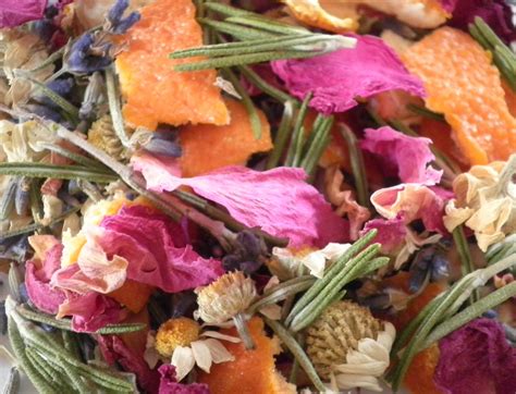 The Essential Herbal Blog: Making Potpourri