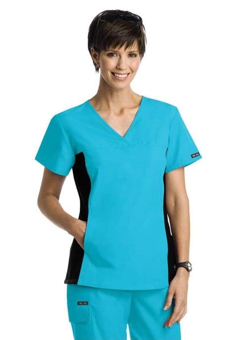 17 Best images about Scrubs/Nursing uniforms on Pinterest | Sewing patterns, Black scrubs and ...