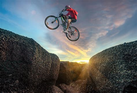 Three Most Dangerous Mountain Biking Trails in the World | ActionHub