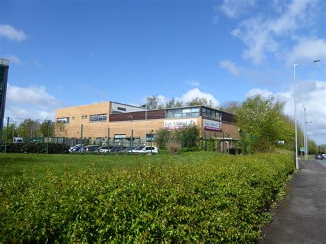 Children's Nursery © Kevin Waterhouse cc-by-sa/2.0 :: Geograph Britain and Ireland