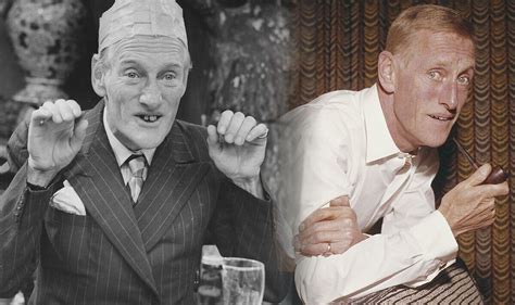 Wilfrid Brambell health: Steptoe and Son actor died from cancer - symptoms to spot | Express.co.uk