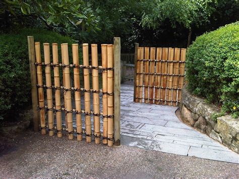 57 Bamboo Fence Ideas for Small Houses - Matchness.com | Cloture bambou, Idée déco bambou ...