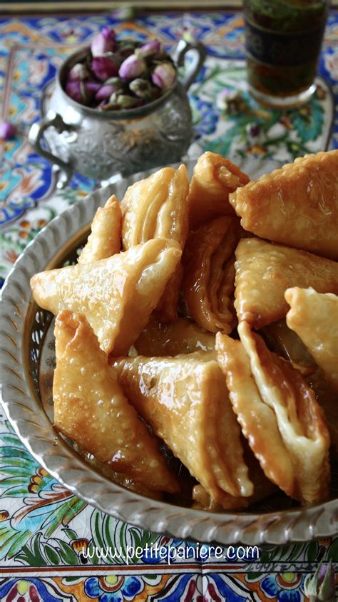 Algerian Samsa with Almond Paste Filling – Petite Panière