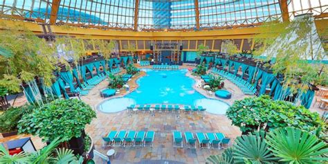 The Pool at Harrah's Atlantic City - Indoor Pool Near Harrah's AC