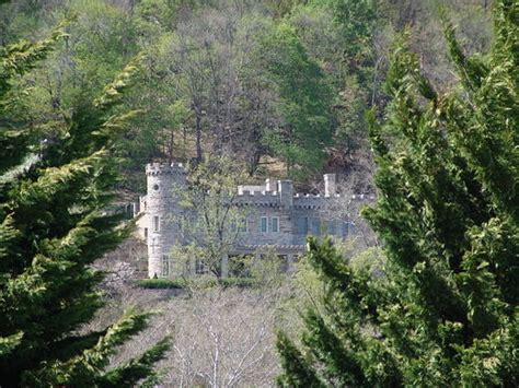 Berkeley Springs Castle – Berkeley Springs, West Virginia | Atlas Obscura