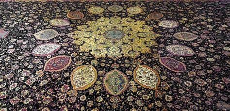 Smarthistory – The Ardabil Carpet