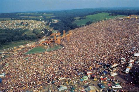 MACAU DAILY TIMES 澳門每日時報This Day in History | 1969 Woodstock music ...