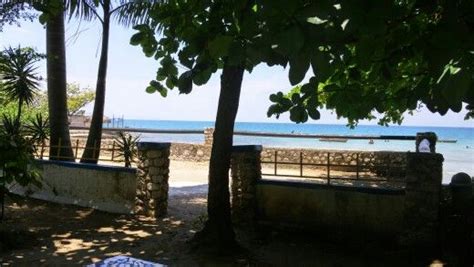 Haiti Beach | Haiti beaches, Vacation, Haiti