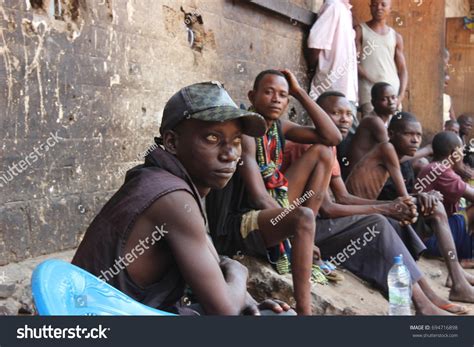 Prisoners Kenge Prison Democratic Republic Congo Stock Photo 694716898 ...