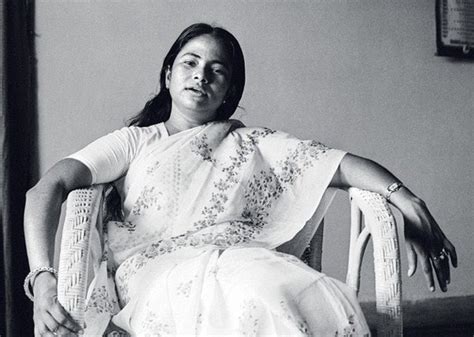 16 rare Photos Of Mamata Banerjee