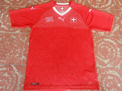 Switzerland Home football shirt 2018 - 2020.