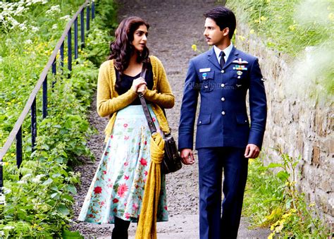 Mausam Movie Wallpapers - Shahid & Sonam - XciteFun.net