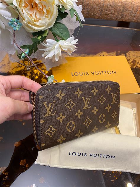 LV Monogram WALLET - Replica bags