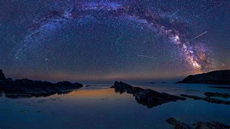 Milky Way during the Perseids flow above the Black sea, Bulgaria | Windows Spotlight Images