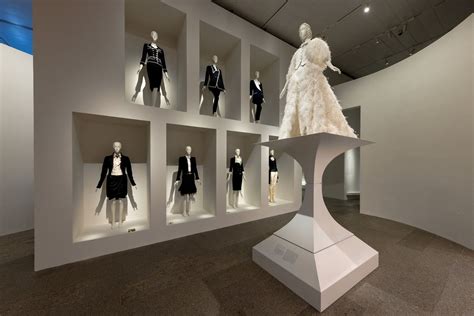 Inside the Karl Lagerfeld-themed Met Gala