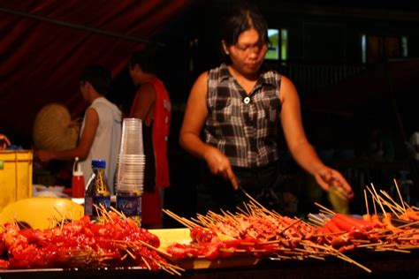 Dipolog City: Barbecue Stalls along Dipolog Sunset Boulevard